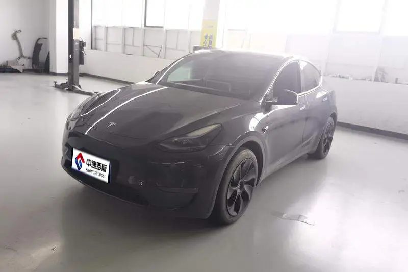 Modelo Y 2024 rear-wheel drive version