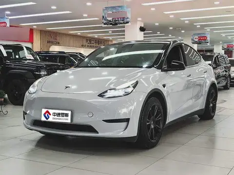الطراز Y 2022 facelifted rear-wheel drive version