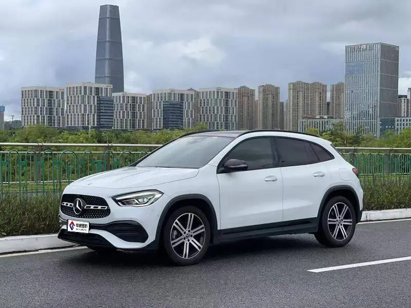 Mercedes-Benz GLA 2020 GLA 200 4MATIC