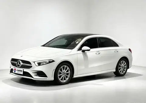 Mercedes-Benz A-Class 2019 A 200 L sports sedan