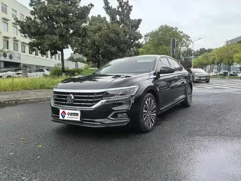 Passat 2019 330TSI Luxury Edition National VI