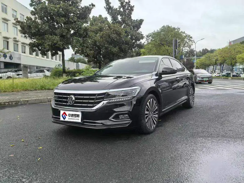 Passat 2019 330TSI Luxury Edition National VI