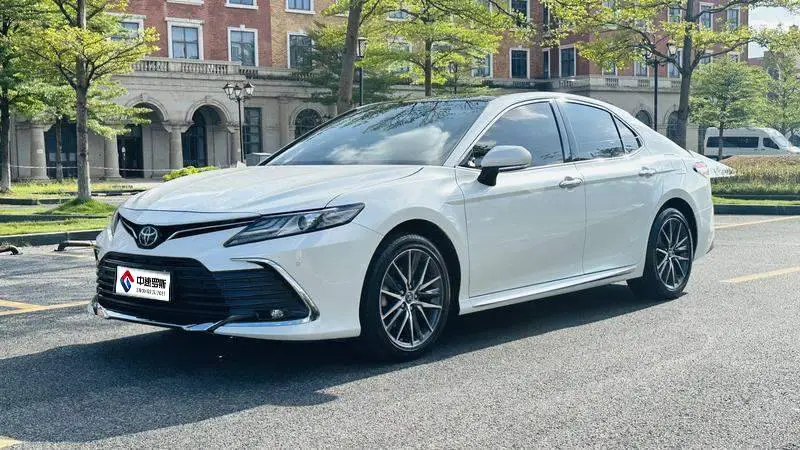 Camry 2023 2.5G Deluxe Edition
