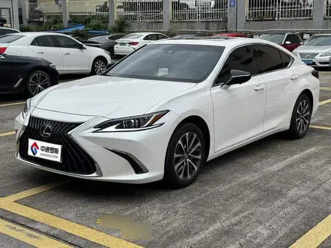Lexus ES 2022 200 Excellence Edition