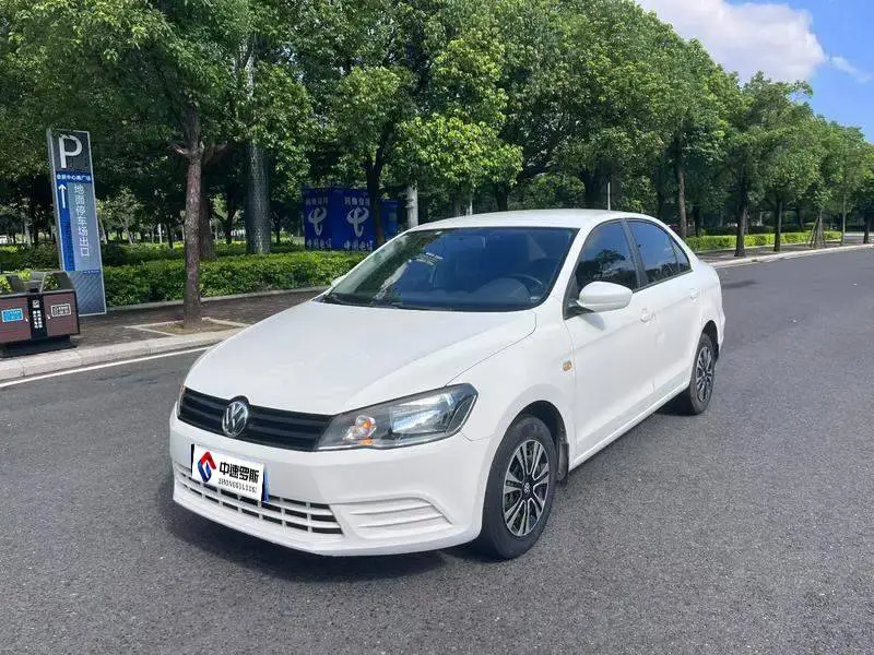 Jetta 2015 1.6L Manual Fashion Model