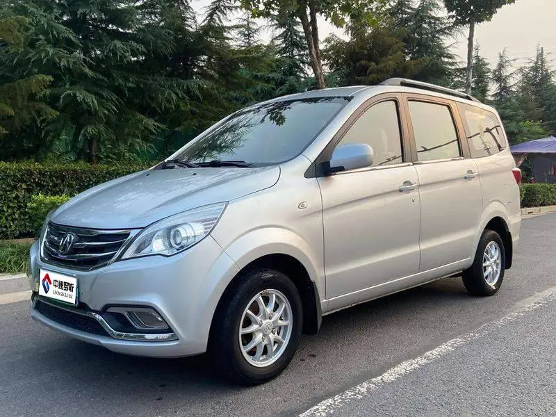 BAIC Weiwang M30 2017 1.5L M30PLUS Standard Model DAM15DL