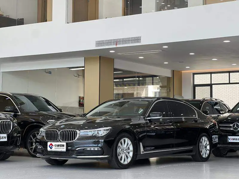 BMW 7 Series 2017 730Li Leading Edition