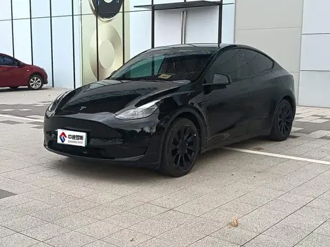 الطراز Y 2022 facelifted rear-wheel drive version
