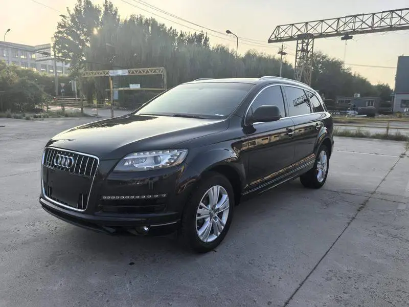 Audi Q7 2011 3.0 TFSI Progressive (200kW)