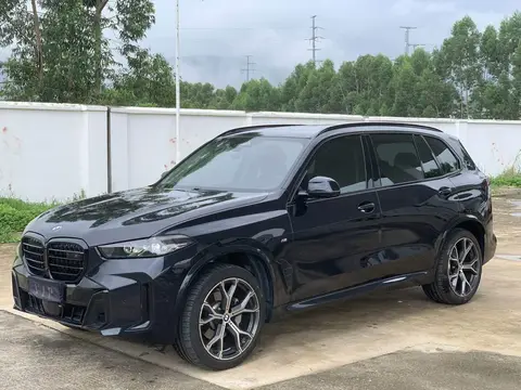 BMW X5 2023 xHệ dẫn động 30Li Premium M Sport Night Edition