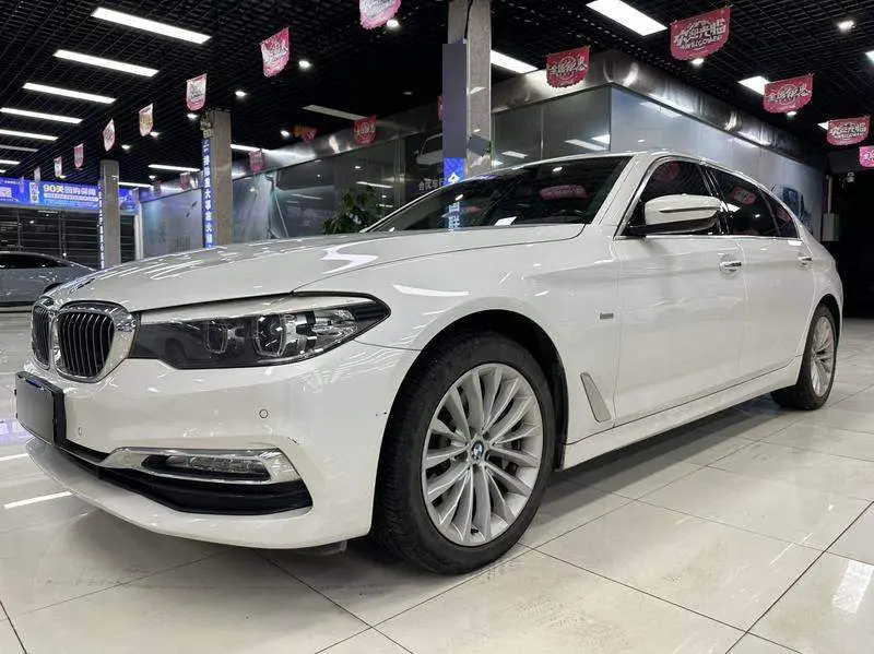 BMW 5 Series 2018 facelift 530Li xDrive Luxury Package