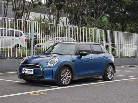 MINI 2022 1.5T COOPER Classic Five-Door Edition