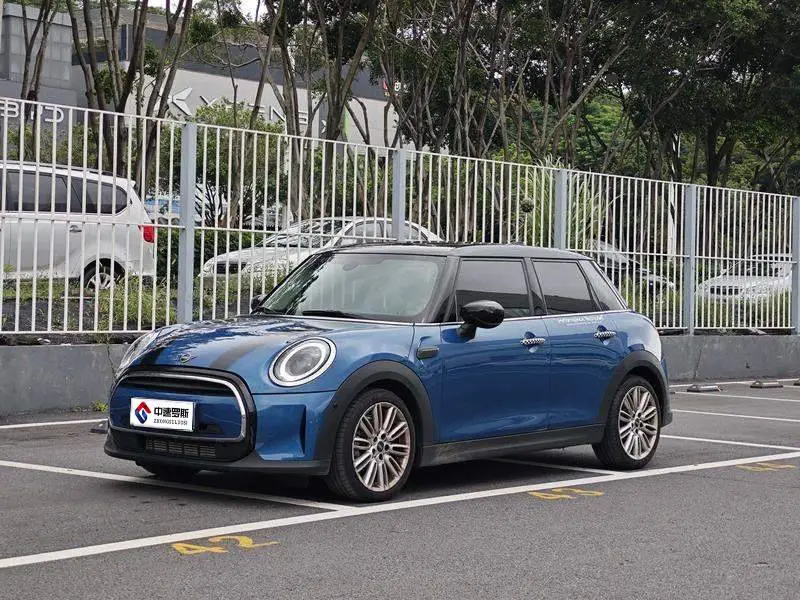 MINI 2022 1.5T COOPER Classic Five-Door Edition
