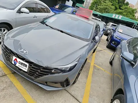Elantra 2021 1.5L CVT GLS Leading Edition