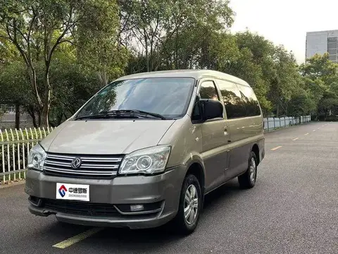 Lingzhi 2017 M3L 1.6L 7-seat Comfort Edition
