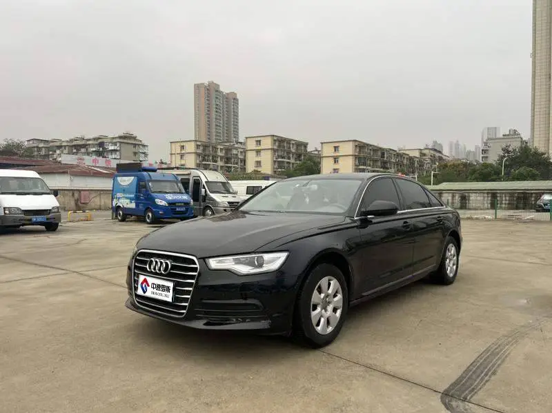 Audi A6L 2012 TFSI Manual Basic รุ่น
