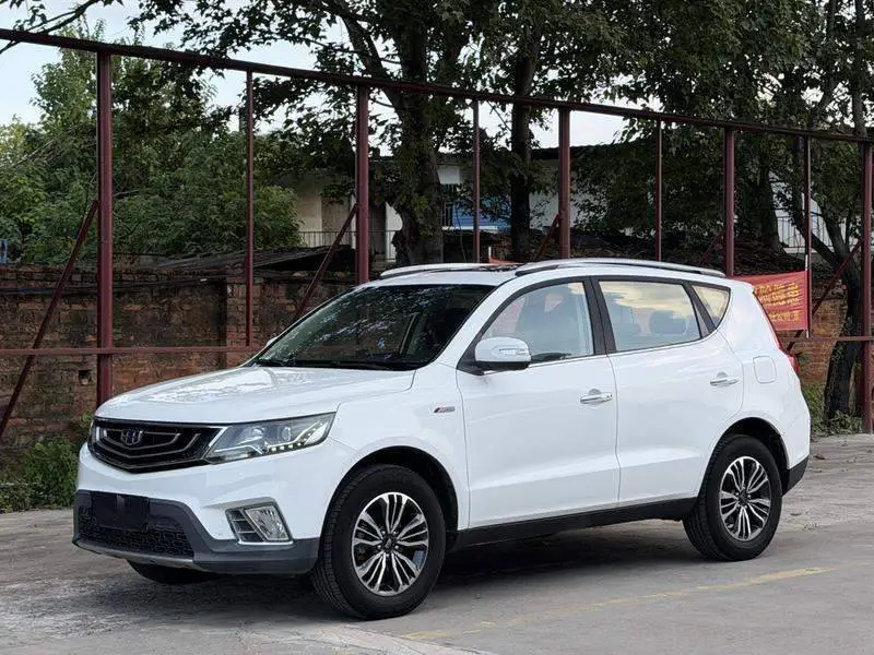 Vision X6 2016 1.3T CVT flagship model