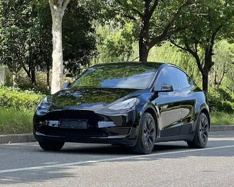 الطراز Y 2023 rear-wheel drive version