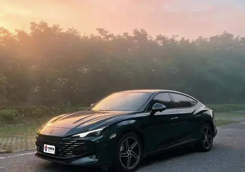 MG7 2023 1.5T DCT Luxury Edition
