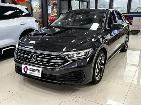 Sagitar 2023 300TSI DSG Beyond Edition