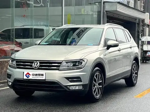 Tiguan L 2018 330TSI Automatic 2WD Luxury Edition