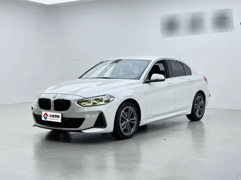 BMW 1 Серия 2022 120i M Sport