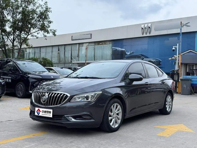 Valeant 2017 Sedan 15S Automatic Leading รุ่น