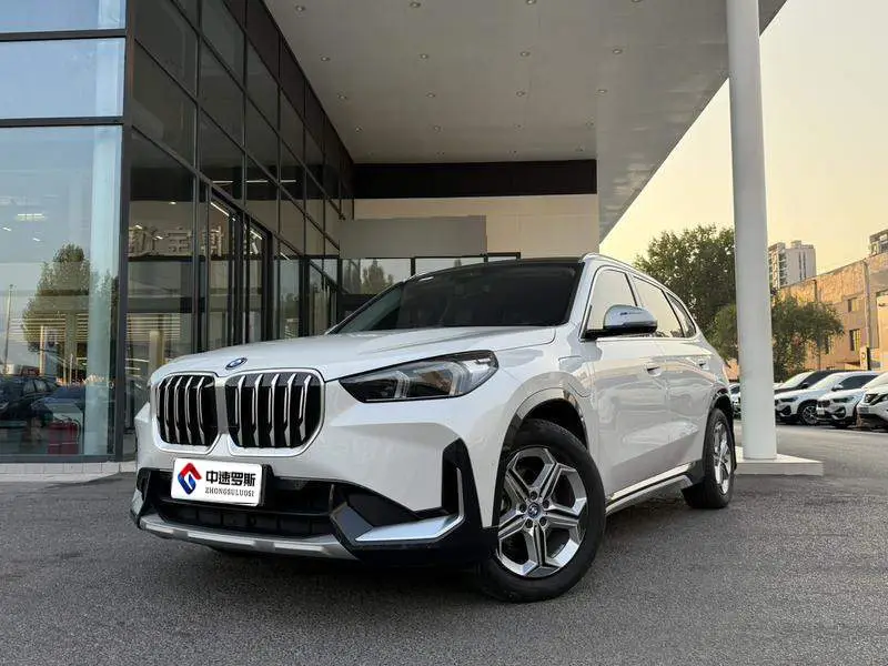 BMW iX1 2025 eDrive25L X Design Package