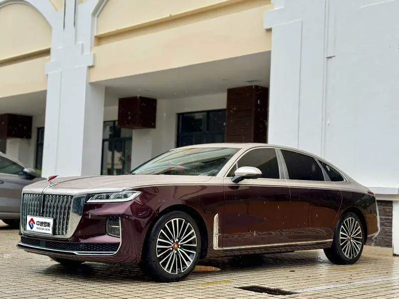Hongqi H9 2020 2.0T Zhilian Flagship Edition