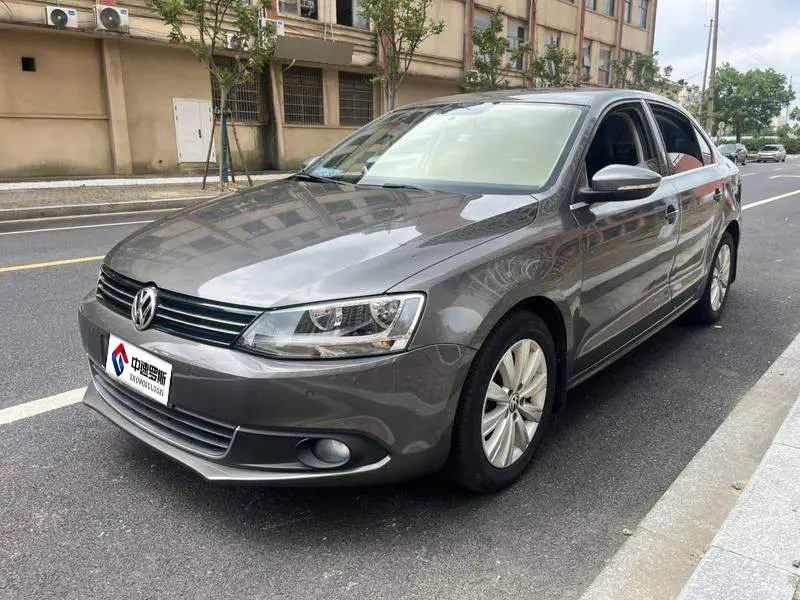Sagitar 2014 1.4TSI Automatic Luxury รุ่น