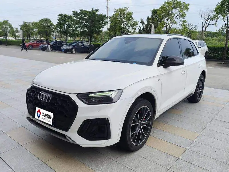 Audi Q5L 2024 45 TFSI Luxury Dynamic Edition