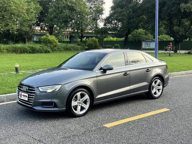 Audi A3 2020 Limousine 35 TFSI Progressive National VI