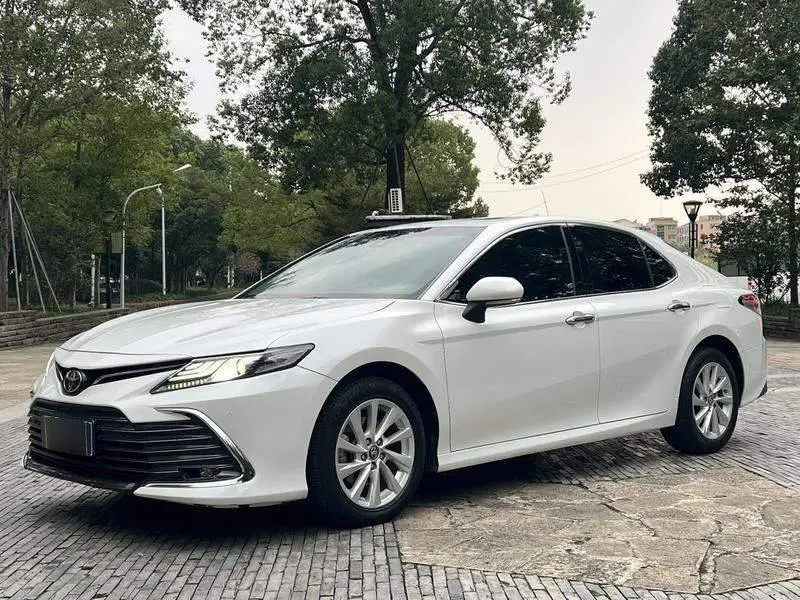 Camry 2021 2.0G Deluxe Edition
