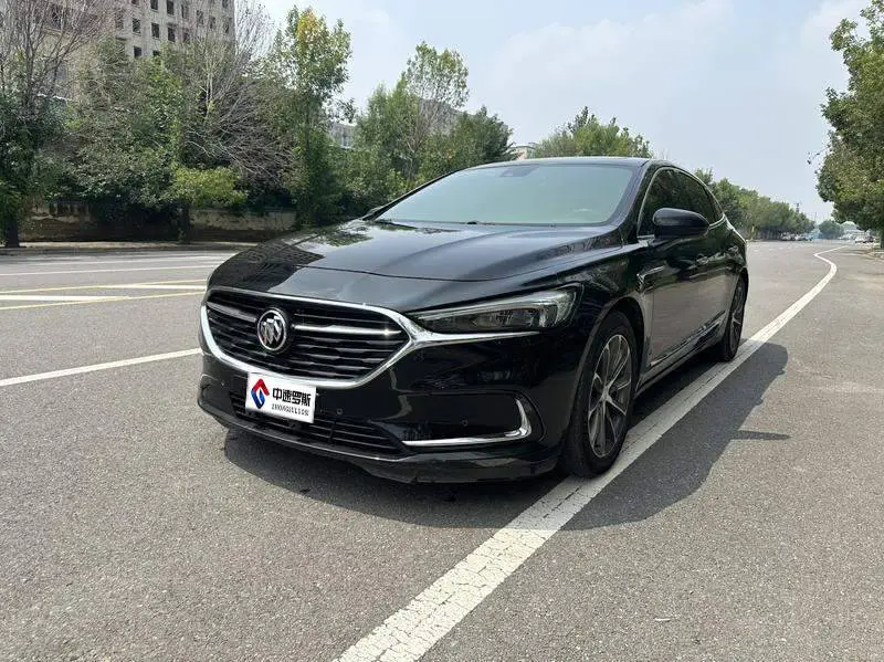 LaCrosse 2020 652T Premium Edition