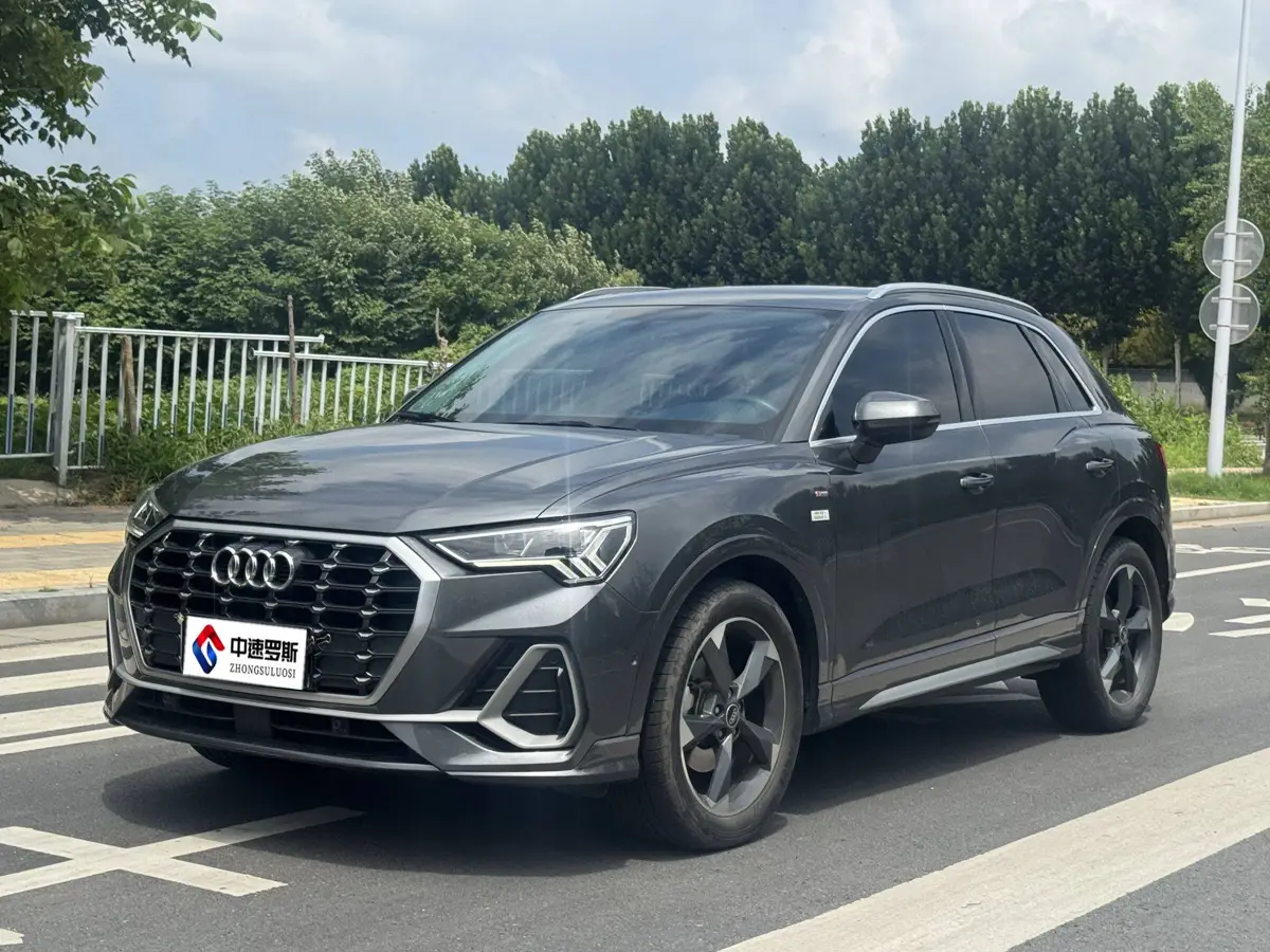 Audi Q3 2022 35 TFSI Stylish and Dynamic