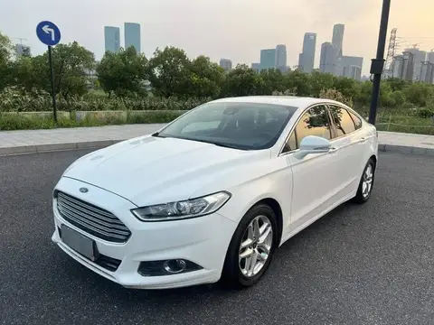 Mondeo 2013 1.5L GTDi180 Fashion Mẫu
