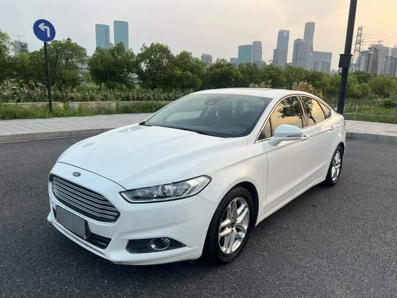 Mondeo 2013 1.5L GTDi180 Fashion Model