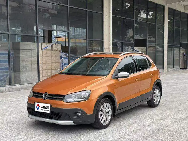 Polo 2016 1.6L Cross Polo Automatic