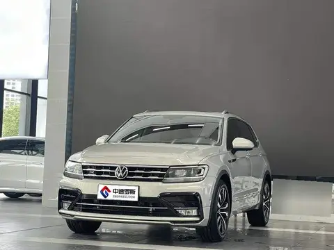 Tiguan L 2021 330TSI Automatic 2WD R-Line Enjoy Edition