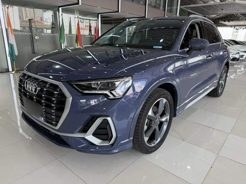 Audi Q3 2022 35 TFSI Stylish and Dynamic