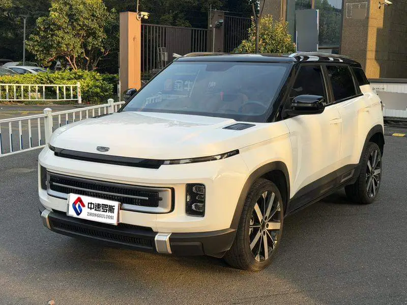 Geely ICON 2023 1.5TD Chocolate Edition