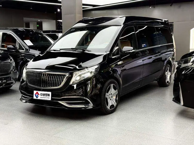 Mercedes-Benz V-Class 2022 V 260 L Long Wheelbase Premium Edition