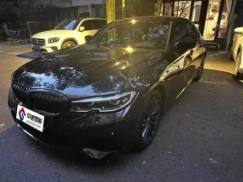 BMW 3 Série 2022 facelift 325Li M Sport Night Edition