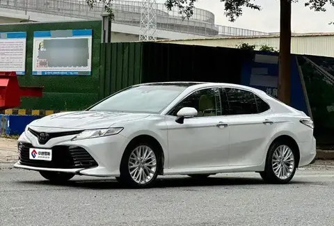 Camry 2018 2.5G Deluxe Edition