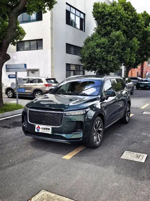 Ideal ONE 2021 Extended Range 6-seater Edition