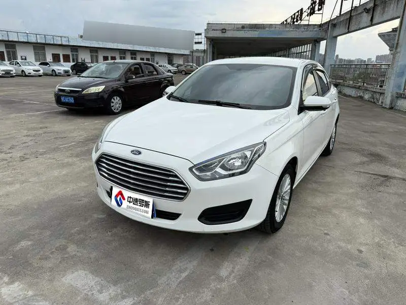 Furis 2017 1.5L Manual Comfort