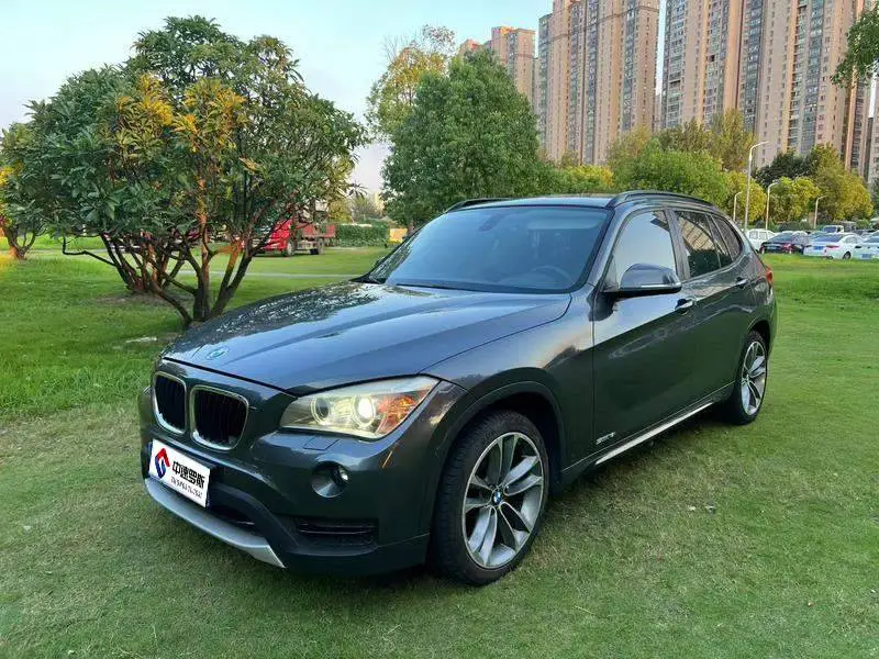 BMW X1 2013 sDrive18i Sports Design Package
