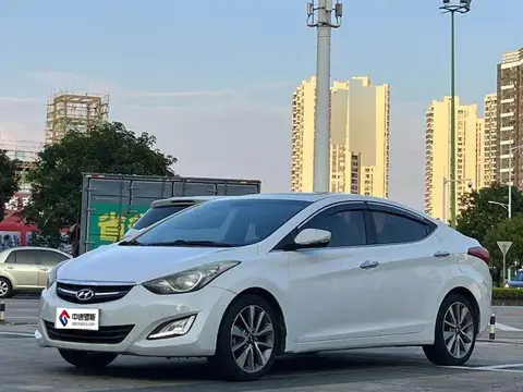 Elantra 2015 1.6L Automatic Leading Modelo