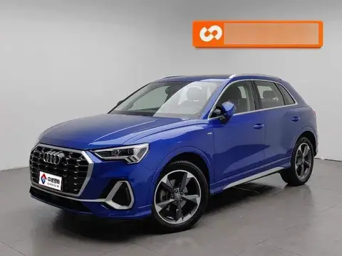 Audi Q3 2019 40 TFSI Stylish and Dynamic Mẫu