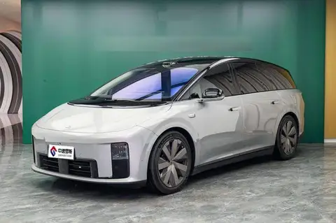 Ideal i8 2025 Standard Edition